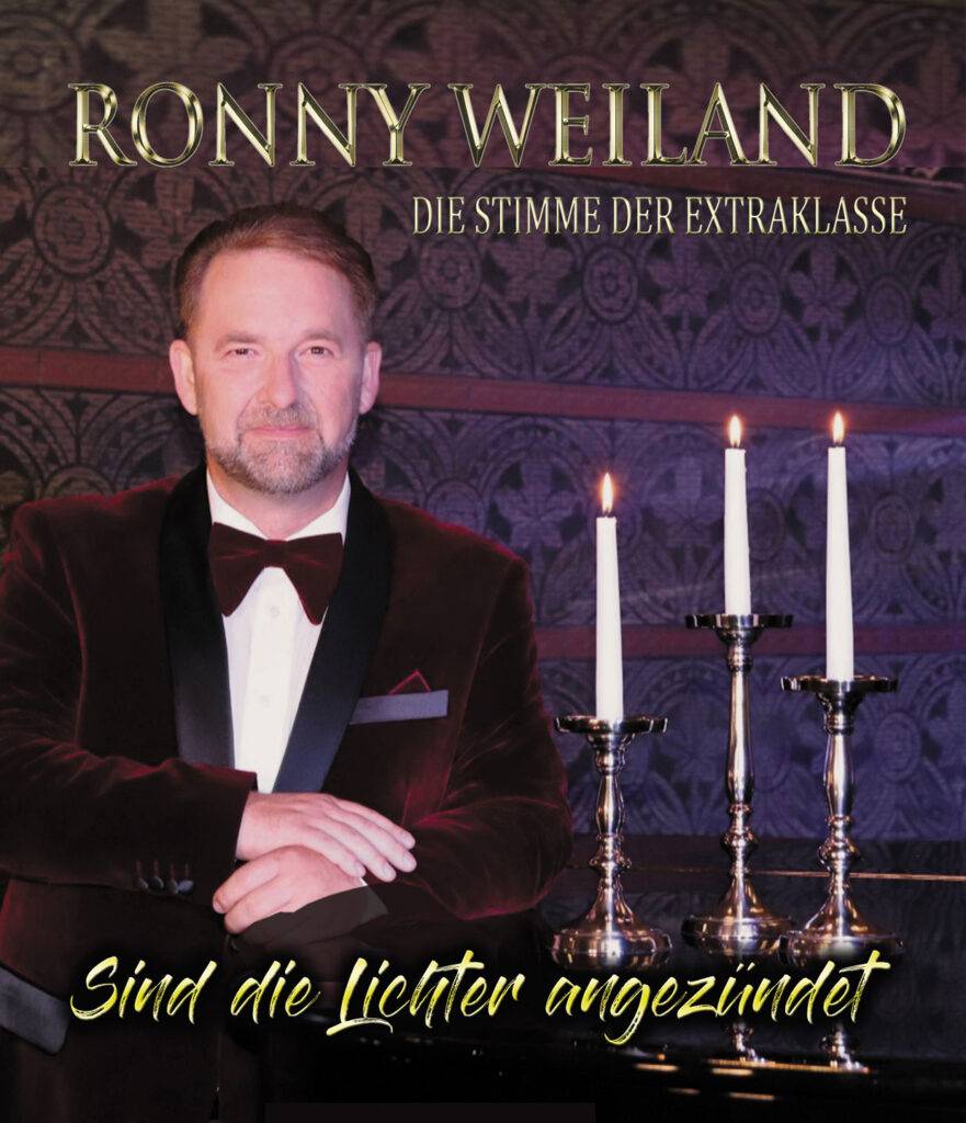 Ronny-Weiland-Plakat-Sind-die-Lichter-Angezuendet_web-881x1024.jpg