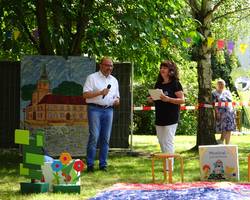 https://www.stadt-hohenmoelsen.de/var/cache/thumb_101783_1013_1_250_200_r4_jpeg_kita_spatzennest_sommerfest.jpeg