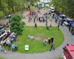 https://www.stadt-hohenmoelsen.de/var/cache/thumb_95331_1013_1_250_200_r4_jpeg_feuerwehrspielplatzfest.jpeg
